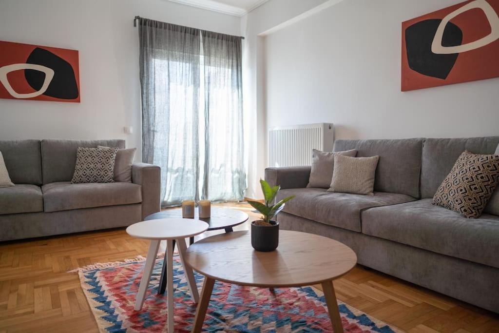 Magenta Palaio Faliro